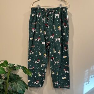 The Company Store Green Flannel Pajama Pants with Holiday Dogs